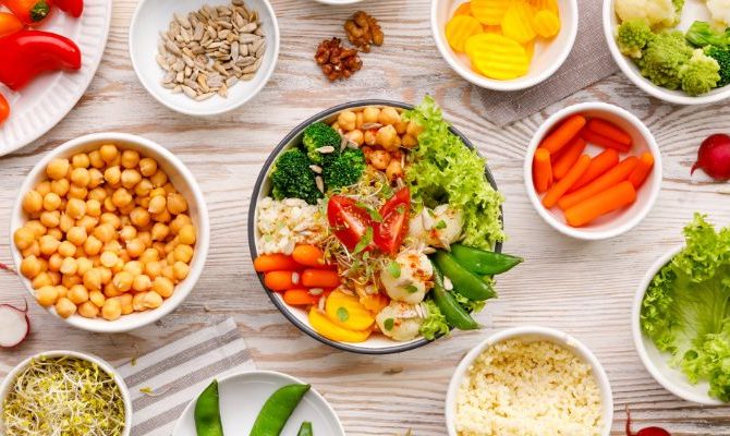 Alimentos y hábitos que ayudan a aliviar hemorroides y varices: Cuida tu salud desde casa